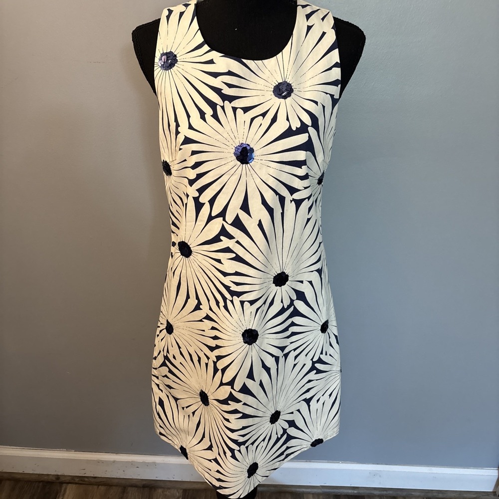 Julie Brown NYC Leah Shift Dress White Blue Daisy Sequins  Women's Size 2